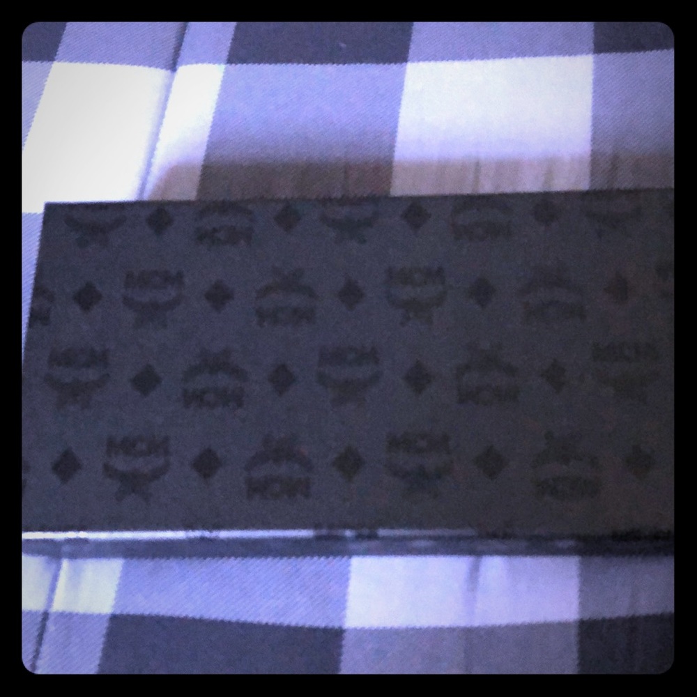 MCM Zip Around Wallet In Visetos Original